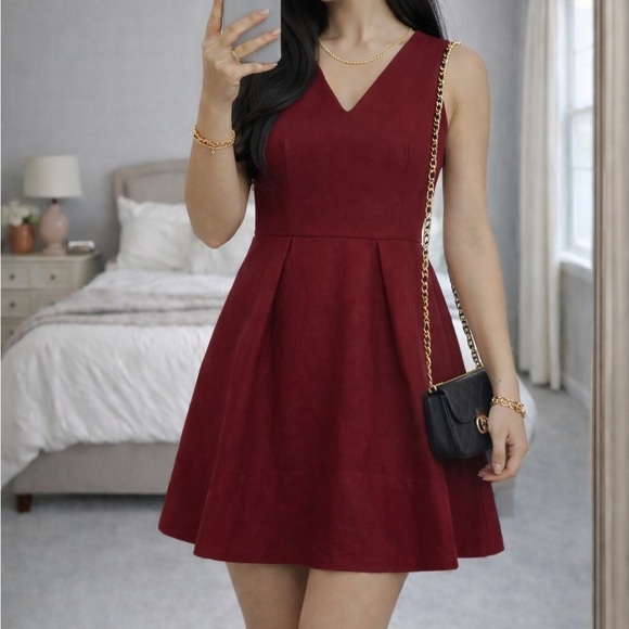 GAP Dresses & Skirts - Gap burgundy winter chic sleeveless dress, size 8